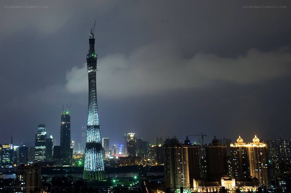 Guangzhou Tower at night