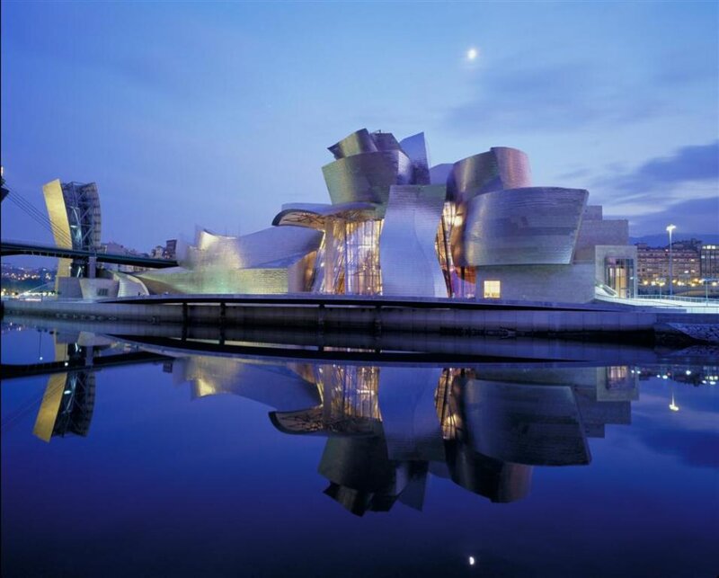Guggenheim Museum Bilbao at dusk