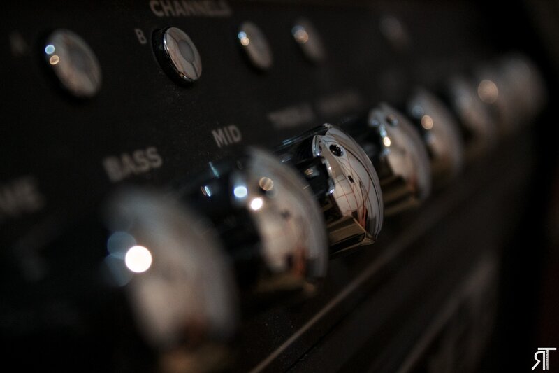 Guitar Amplifier Knobs — Black, Dark