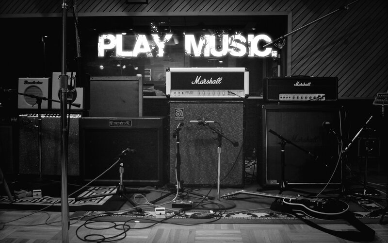 Guitar Amplifiers in Studio — Black, Dramatic