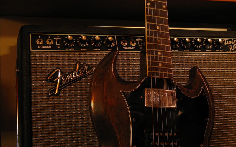 Guitar and amplifier setup