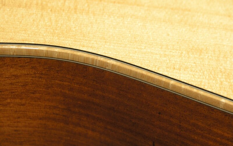 guitar body edge detail