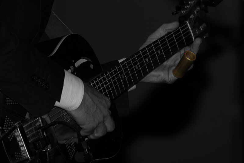 Guitarist Playing Guitar — Black