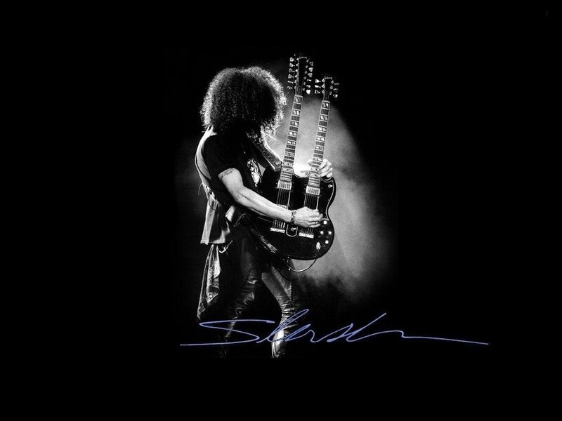 Guitarist with Double-neck Guitar — Black, Dramatic