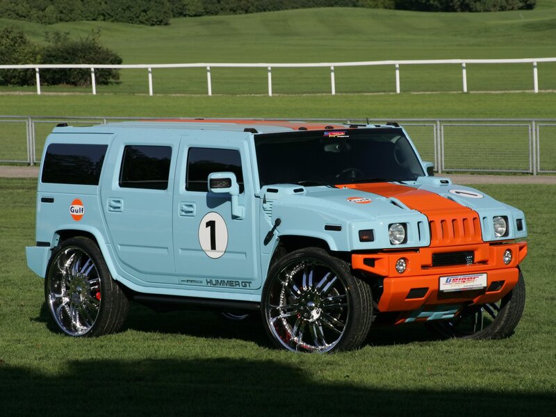 Gulf-liveried Hummer GT