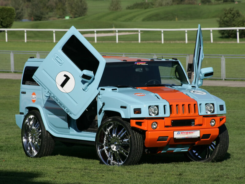 Gulf-liveried Hummer GT