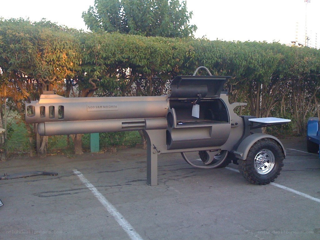 gun-shaped barbecue grill