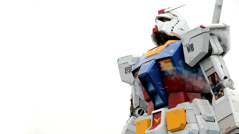 Gundam robot statue