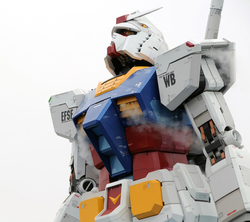 Gundam robot statue