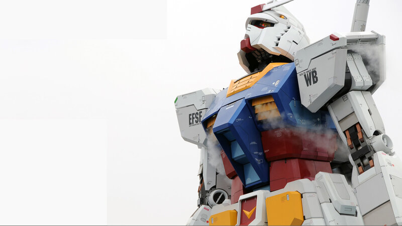 Gundam robot statue