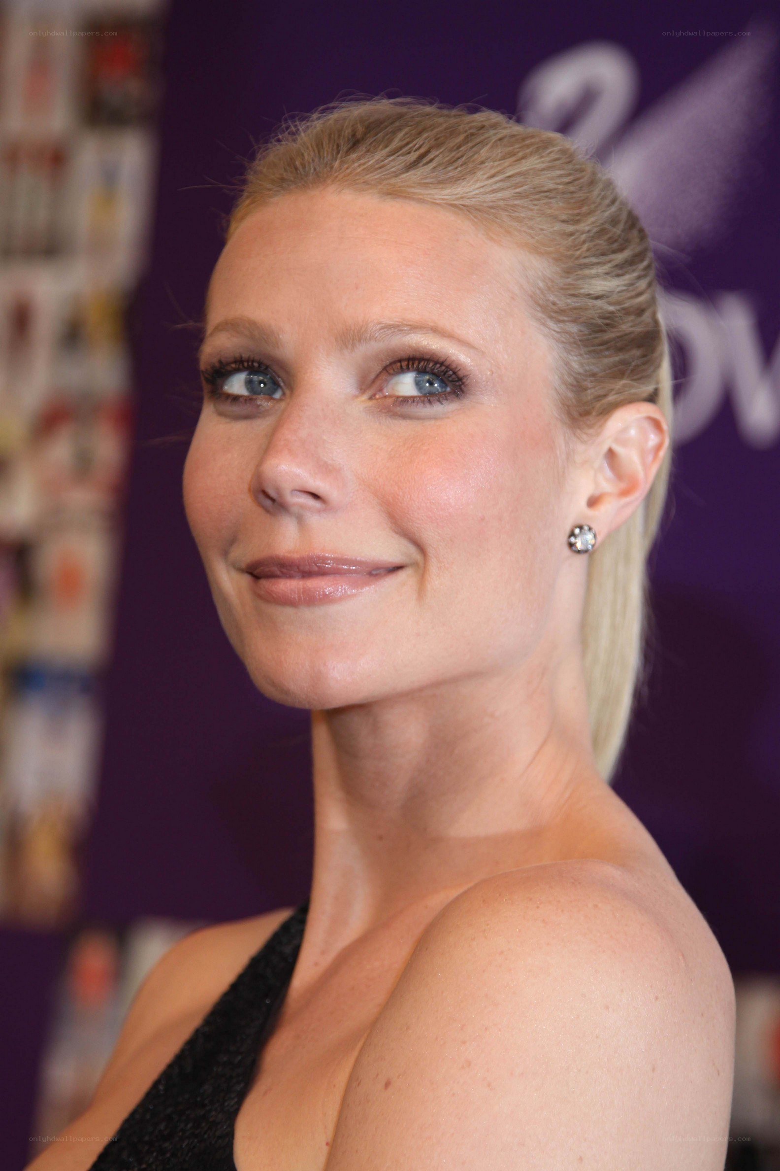 Gwyneth Paltrow at event
