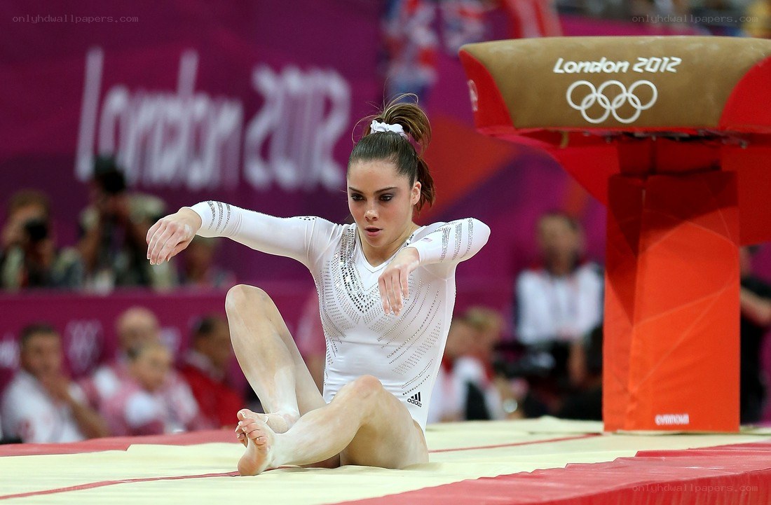 gymnast on floor exercise