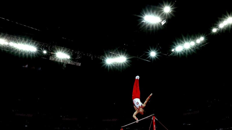 Gymnast on High Bar — Black