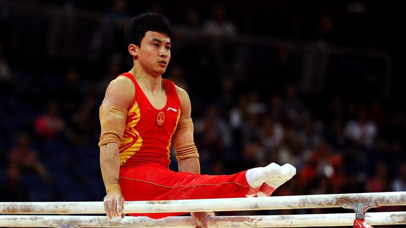Gymnast on Parallel Bars — Red