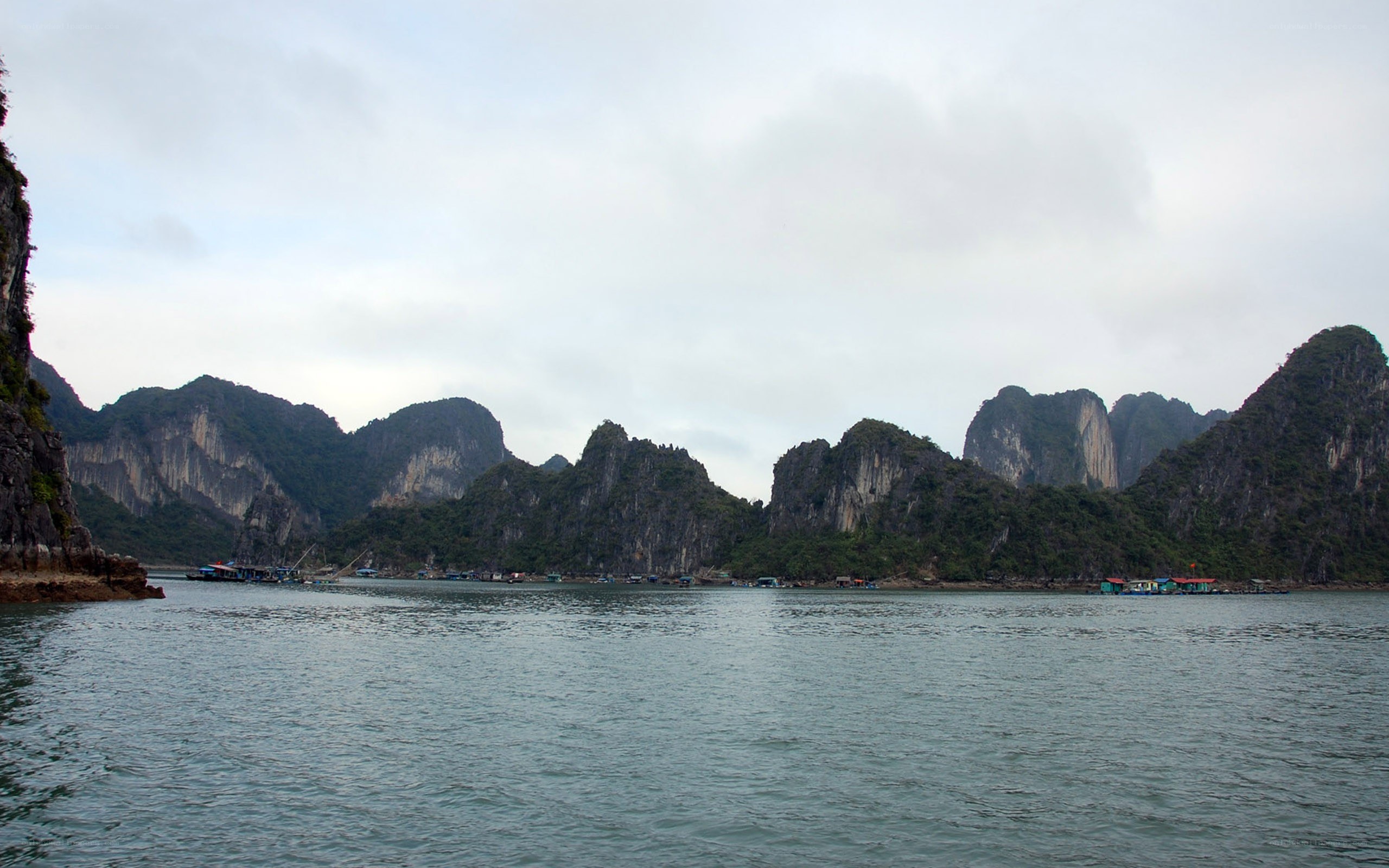 Ha Long Bay landscape