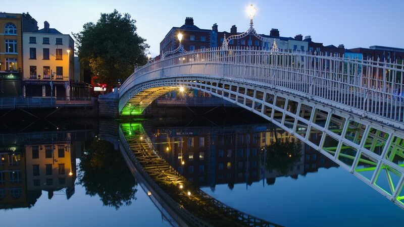 Ha'penny Bridge at Dusk — Blue, Serene, Night