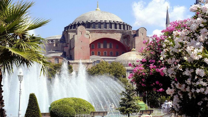 Hagia Sophia with fountain