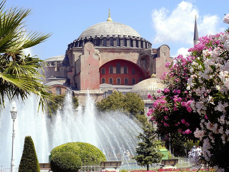 Hagia Sophia with fountain