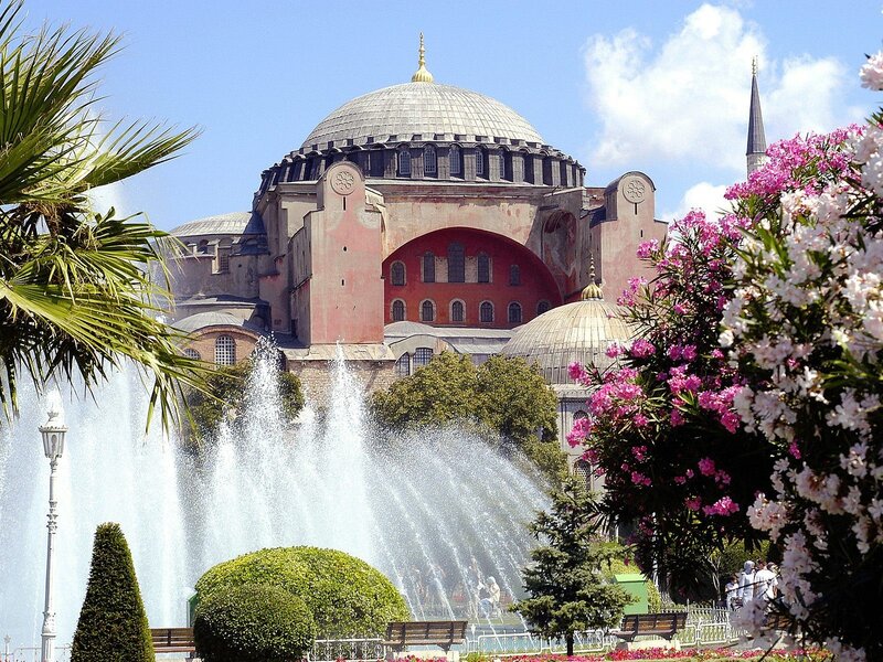 Hagia Sophia with fountain