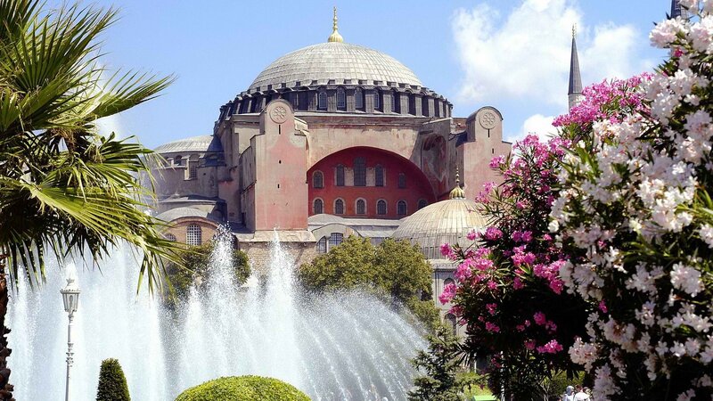 Hagia Sophia with fountains