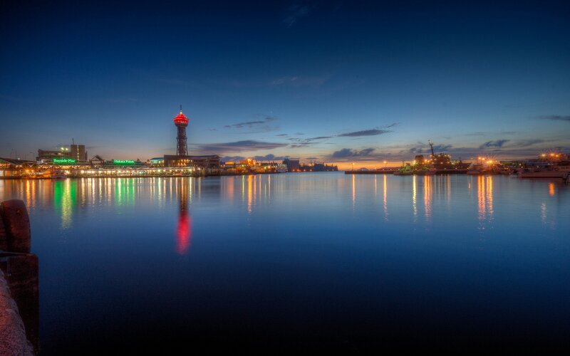 Hakata Bay at dusk
