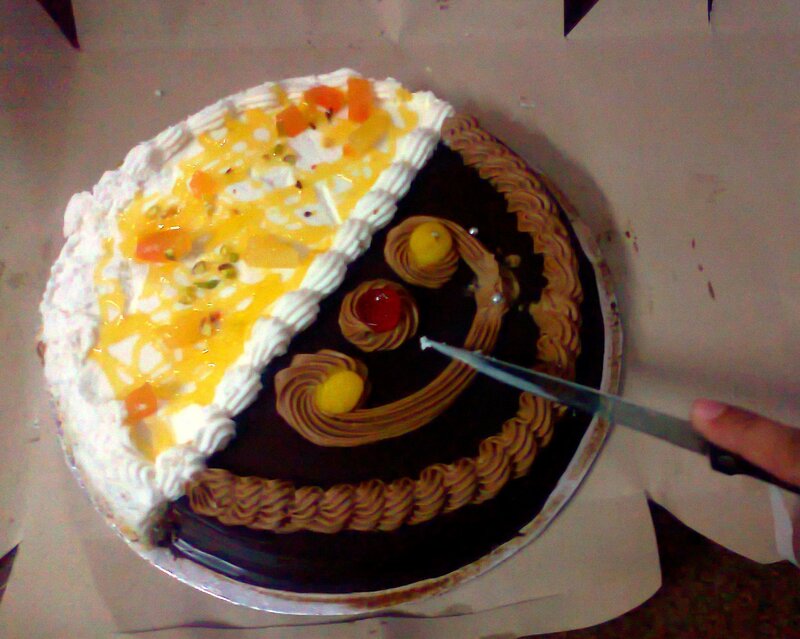 Half-fruit Half-chocolate Cake