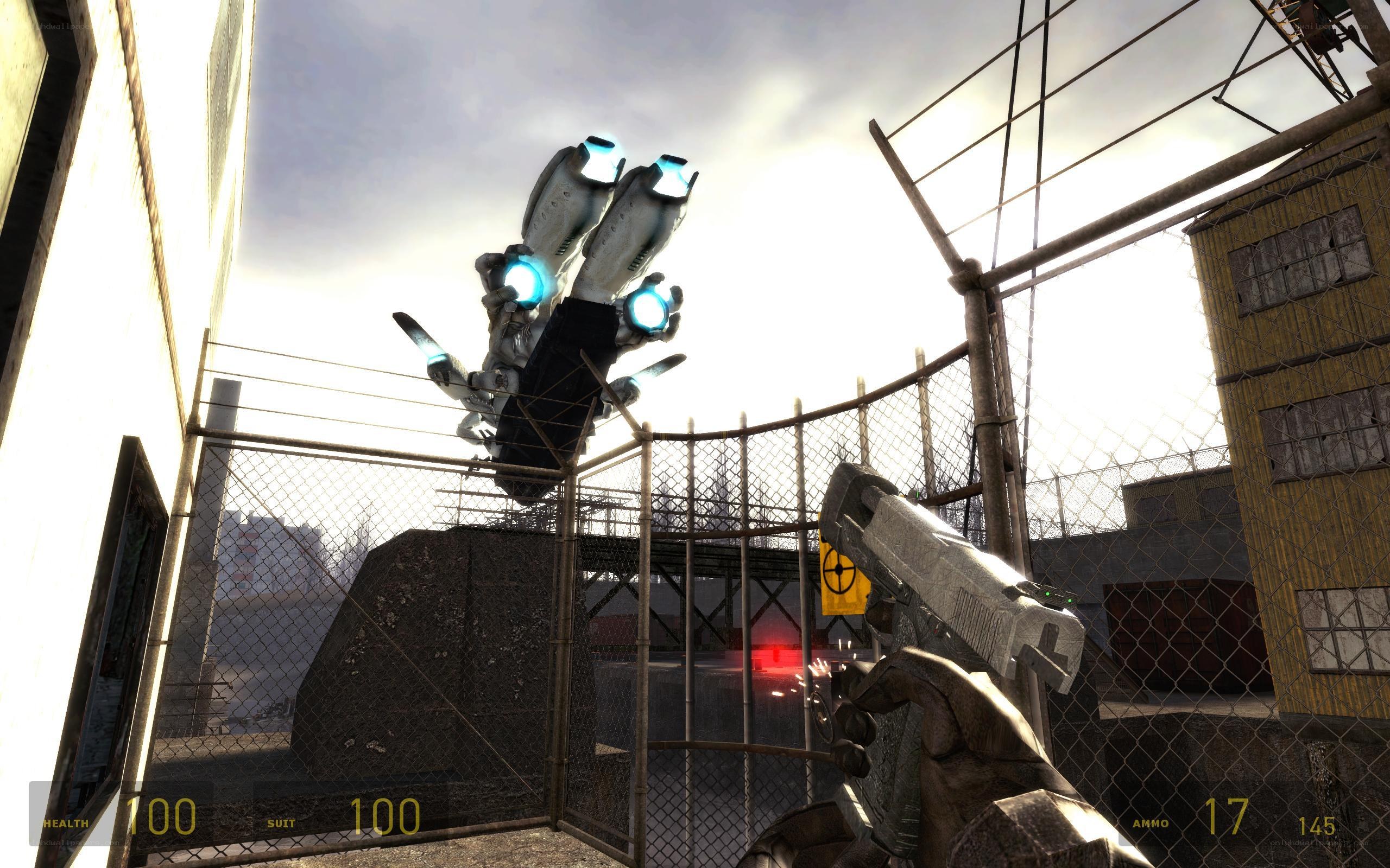 Half-Life 2 gameplay scene