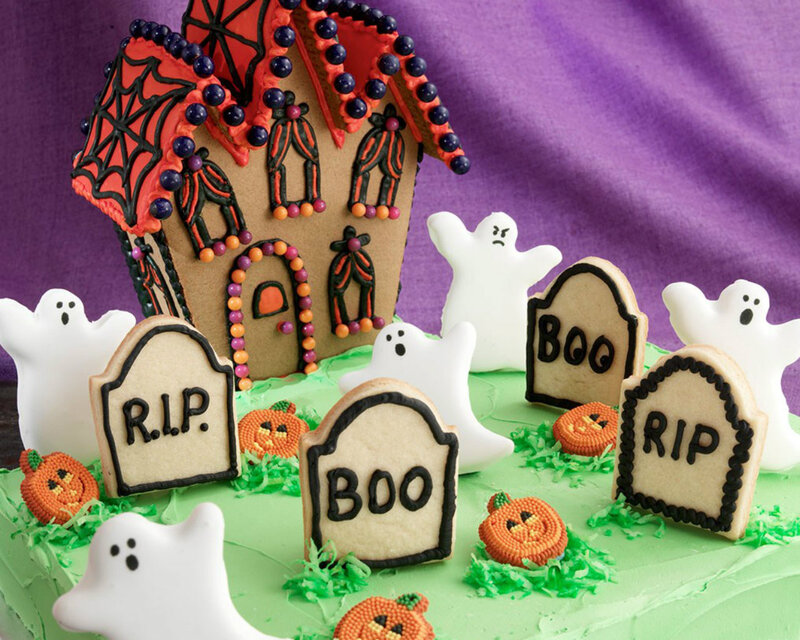 Halloween Gingerbread House