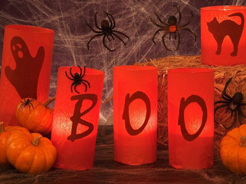 Halloween Lanterns and Pumpkins
