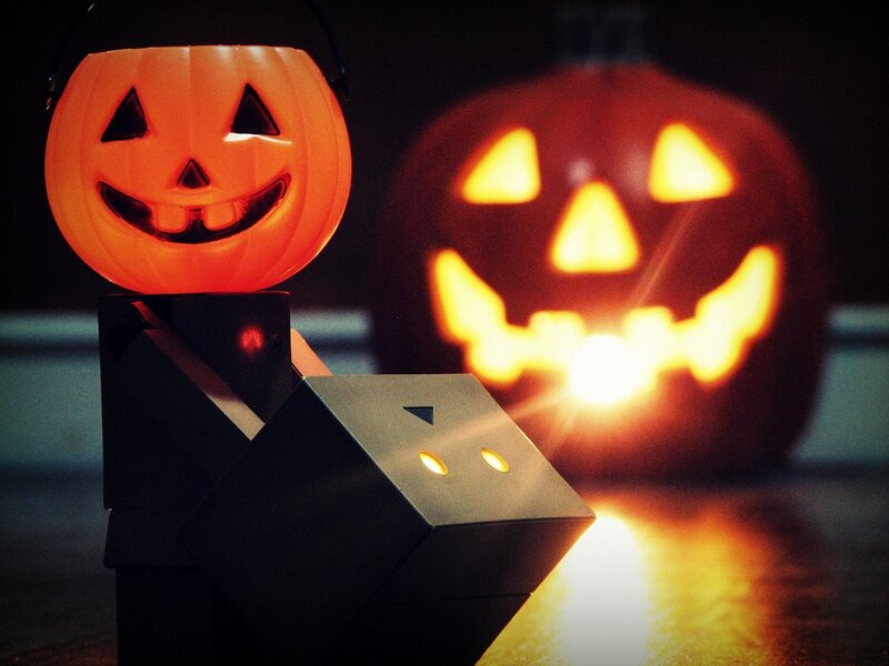 Halloween pumpkin and robot