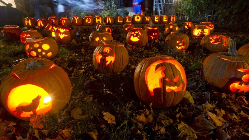 Halloween pumpkins display