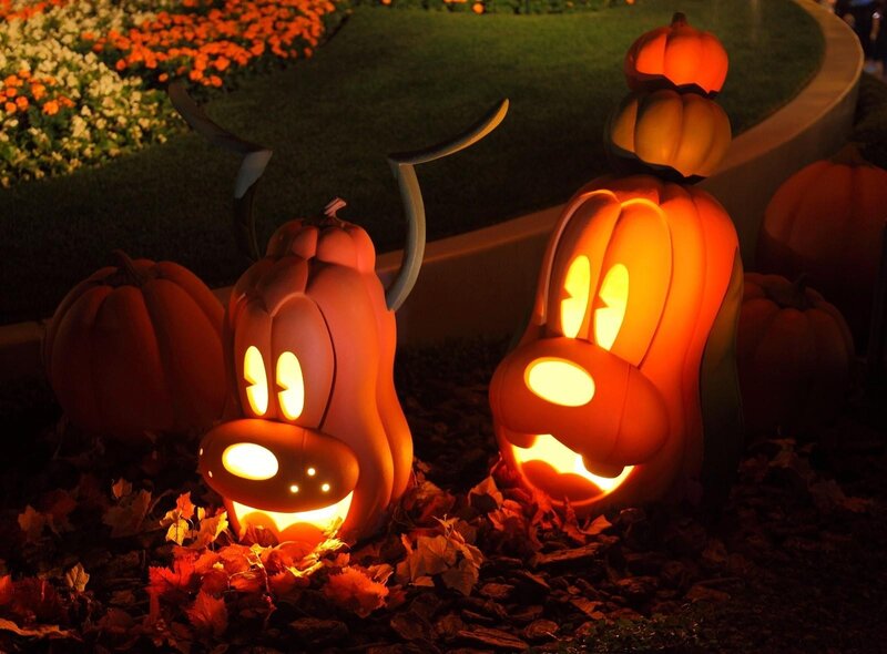 Halloween pumpkins with characters