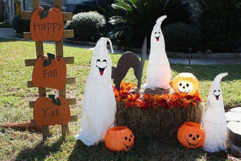 Halloween Yard Decorations
