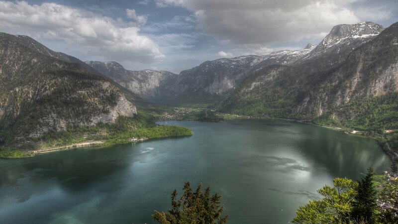 Hallstatt Lake and Mountains — Green