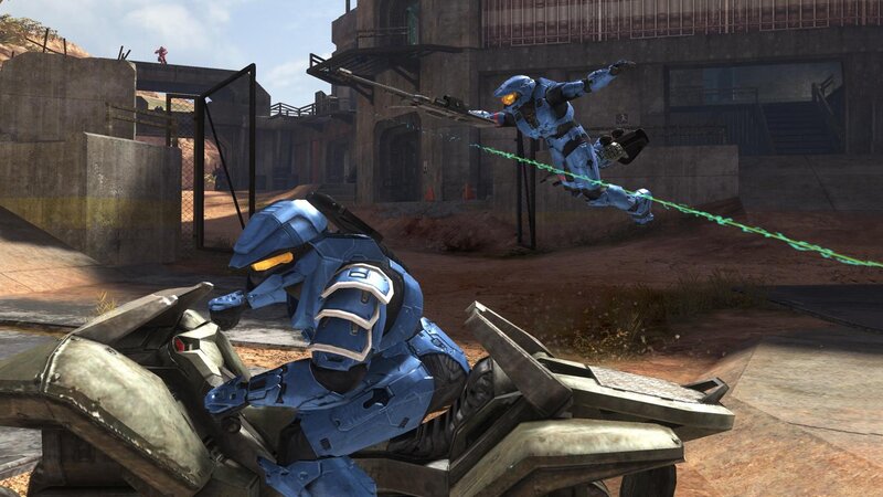 Halo: Combat in a futuristic arena