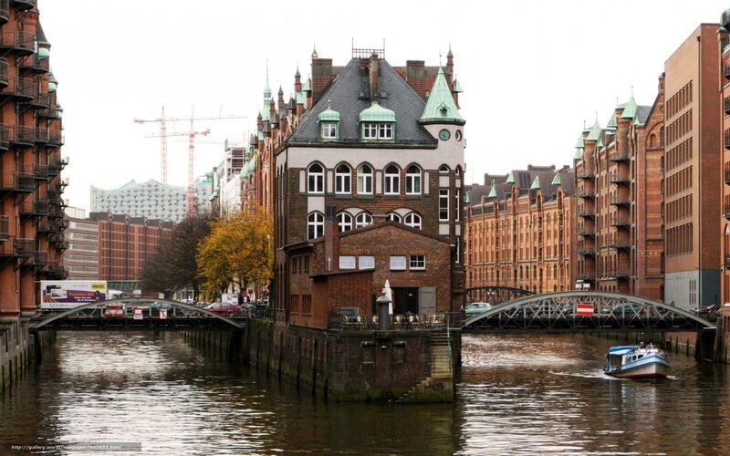 Hamburg canal with historic buildings