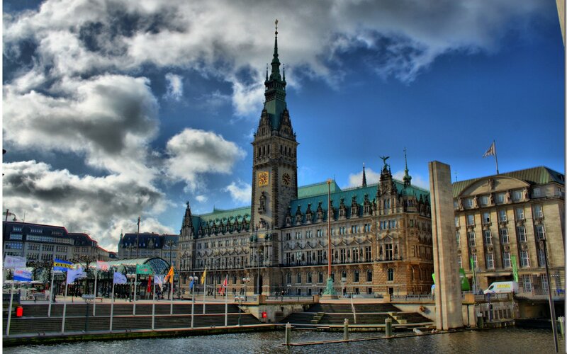 Hamburg City Hall and Alsterfleet