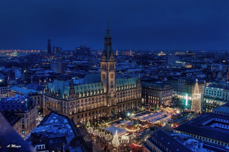 Hamburg City Hall at Night — Blue, Festive, Photograph