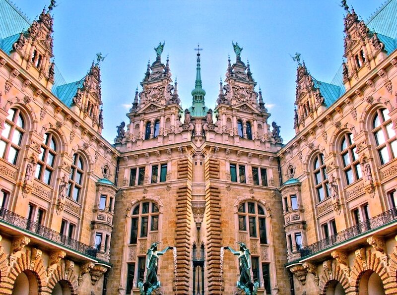 Hamburg City Hall courtyard