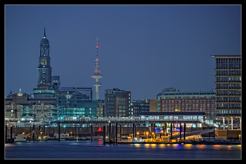 Hamburg skyline at dusk