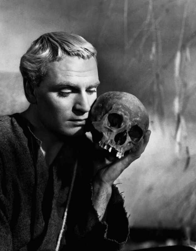 Hamlet with a skull
