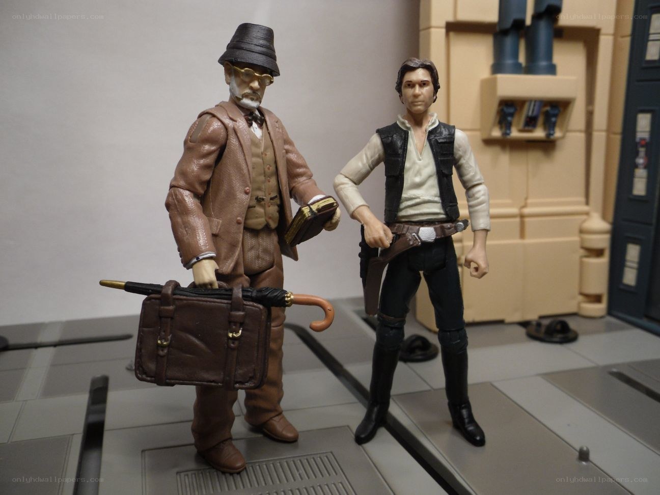 Han Solo and a man with a briefcase