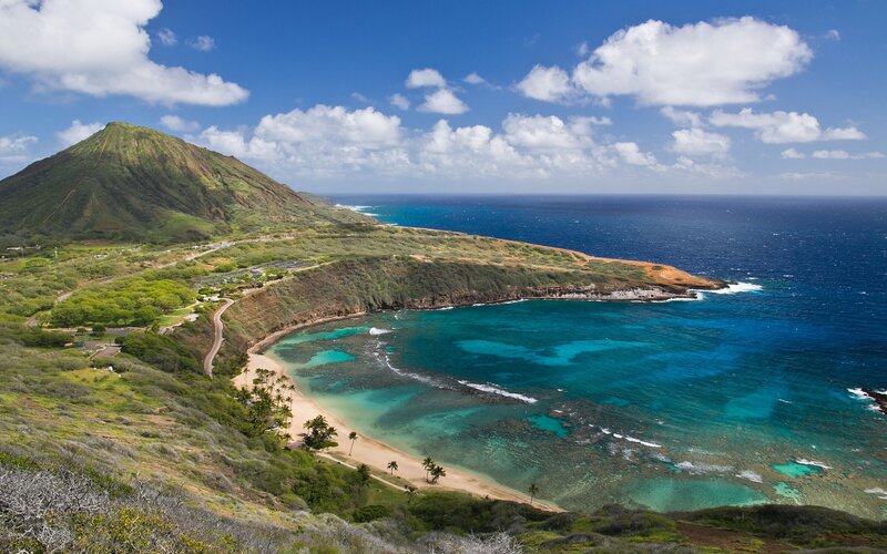 Hanauma Bay Beach — Blue, Serene