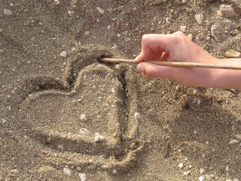 Hand Drawing Heart — Brown