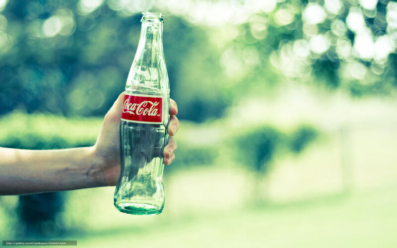 Hand Holding Coca-cola Bottle — Green, Serene