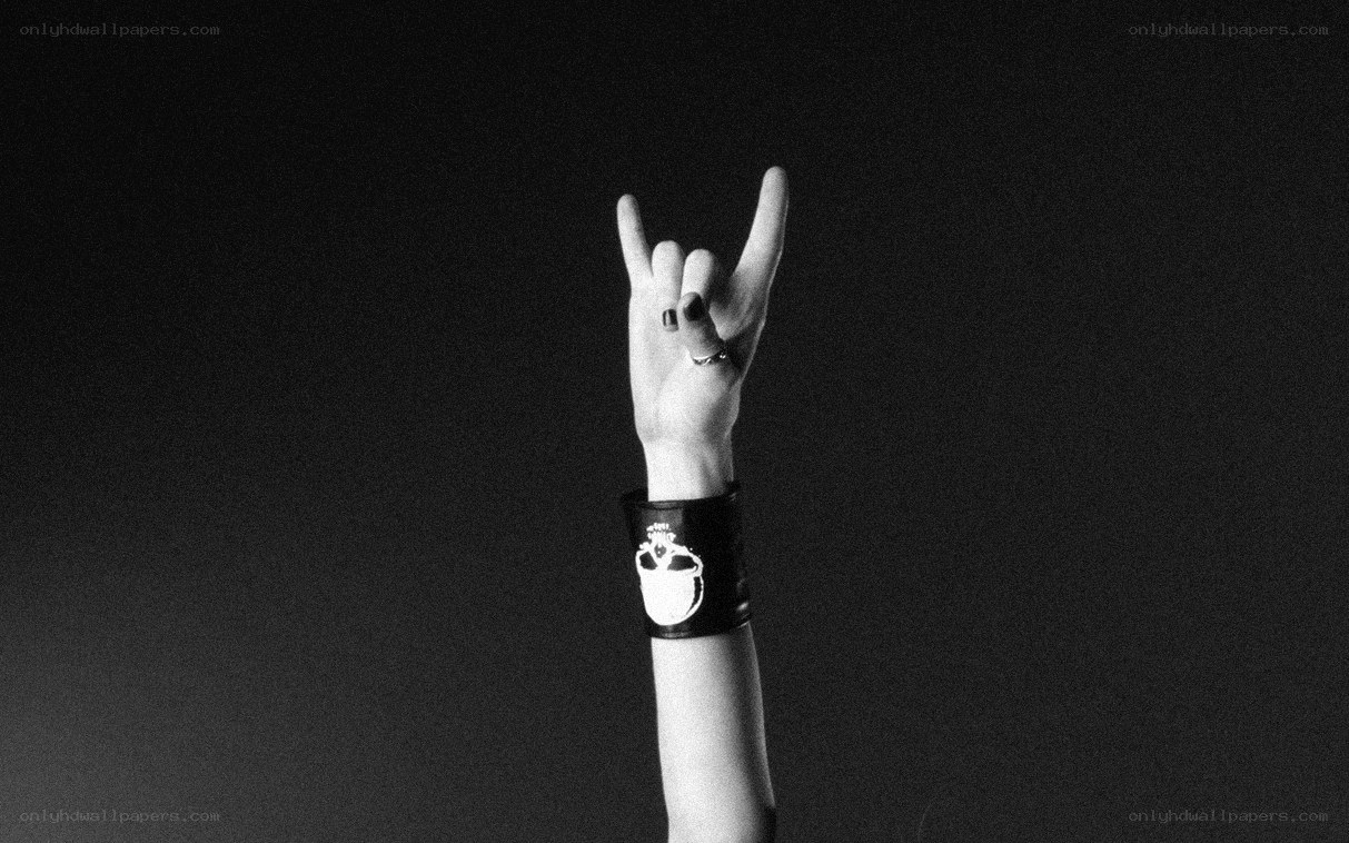 hand making rock-on gesture