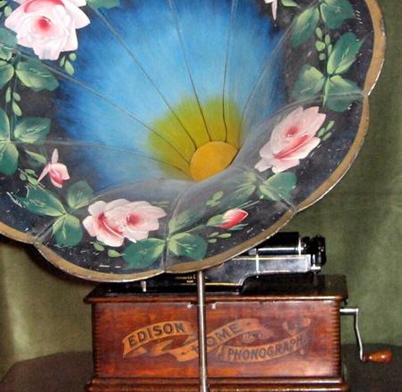 Hand-painted Gramophone