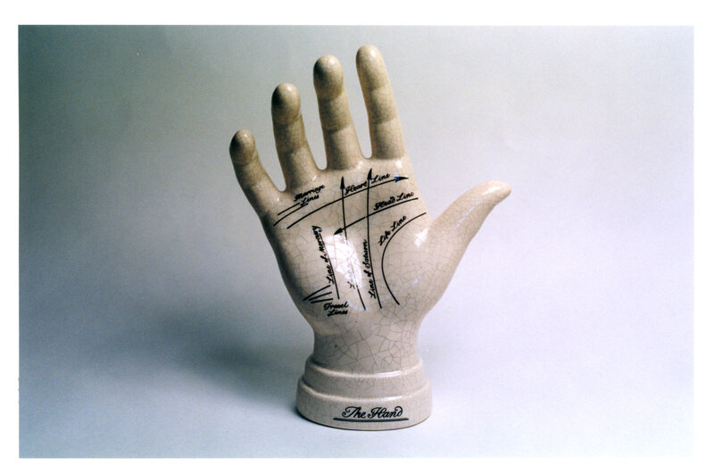 Hand-shaped palmistry model