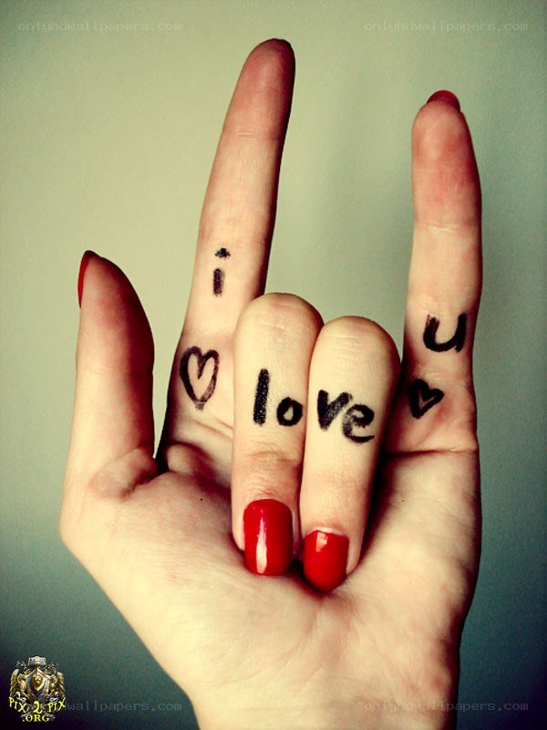 hand with i love you message