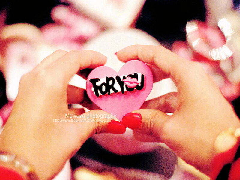 Hands Holding Heart — Pink